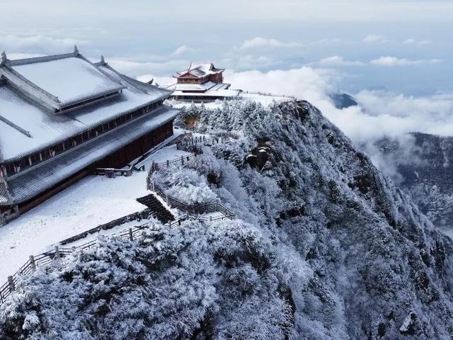 乐山峨眉山风景区简介（四川乐山市十二大旅游景点）(4)