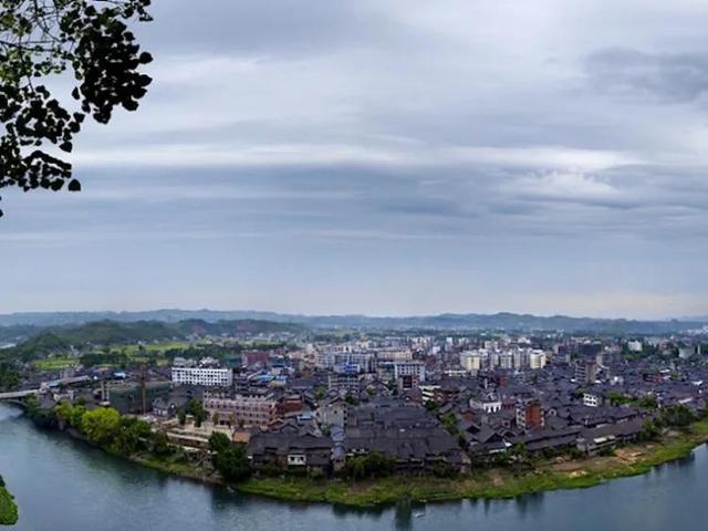 乐山峨眉山风景区简介（四川乐山市十二大旅游景点）(9)