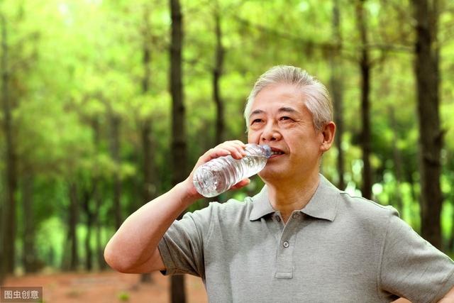 中老年人如何补钙教你几个好办法（老年人怎么补钙才好）(1)