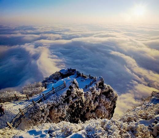 峨眉山在我国哪个省为什么是中国四大名山