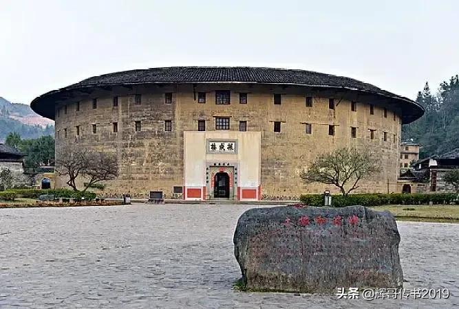 福建十大旅游景点(福建省旅游必去十大景点推荐)