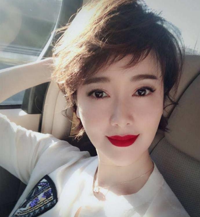 左小青个人资料：中国式完美女性，如今过得怎样？