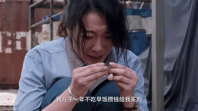 金鸡奖最佳女配齐溪，二婚生子低调幸福，格外优雅端庄