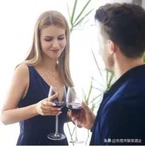 ​葡萄酒缺量多好还是少好(葡萄酒缺量多好还是少好一点)