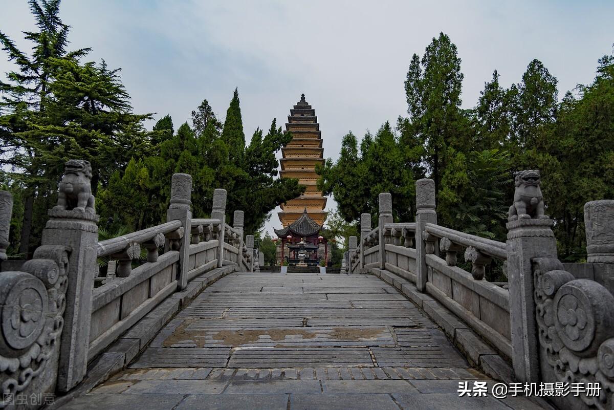 洛阳白马寺创建于哪个朝代(白马寺是什么时候建的)