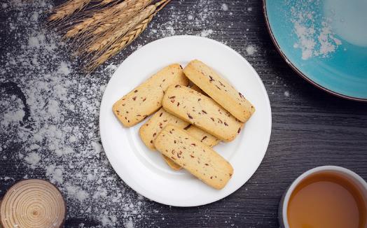 适合办公室常备的零食大盘点 让你边吃边解压