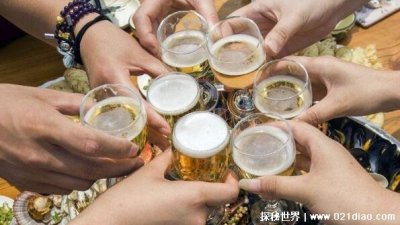 ​40个喝酒幽默搞笑句子  适合发朋友圈的喝酒句子