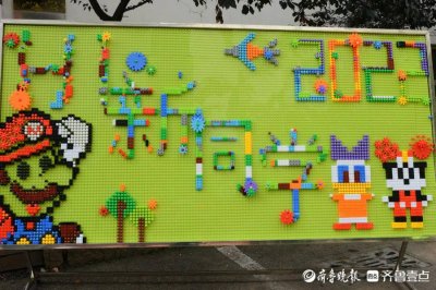 ​青岛科技大学四个校区近万名新生报到，各学院花式迎新更赢“心”