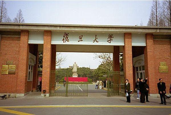 东南地区大学排名南大第四，上交第二，第一地位极高