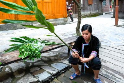 ​一种野生物，农村经常看到，我尝了一下：味道还可以