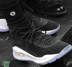 under armour curry4黑金怎么样？库里总决赛战靴客场配色谍照曝光