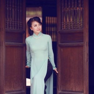 ​越南奥黛(Ao Dai)，不同于中国旗袍的异国风景