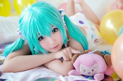 ​长腿萌妹人人爱！初音未来COS精选合辑